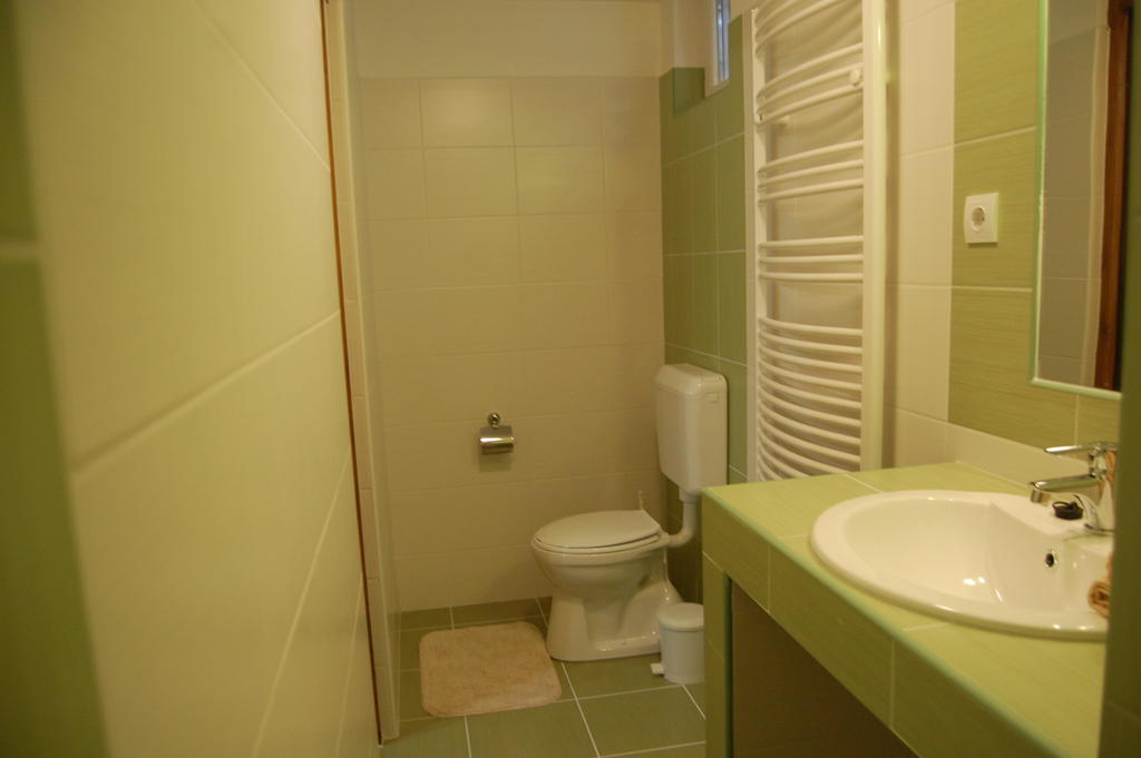 Belvárosi Panzió Pápa Habitación foto